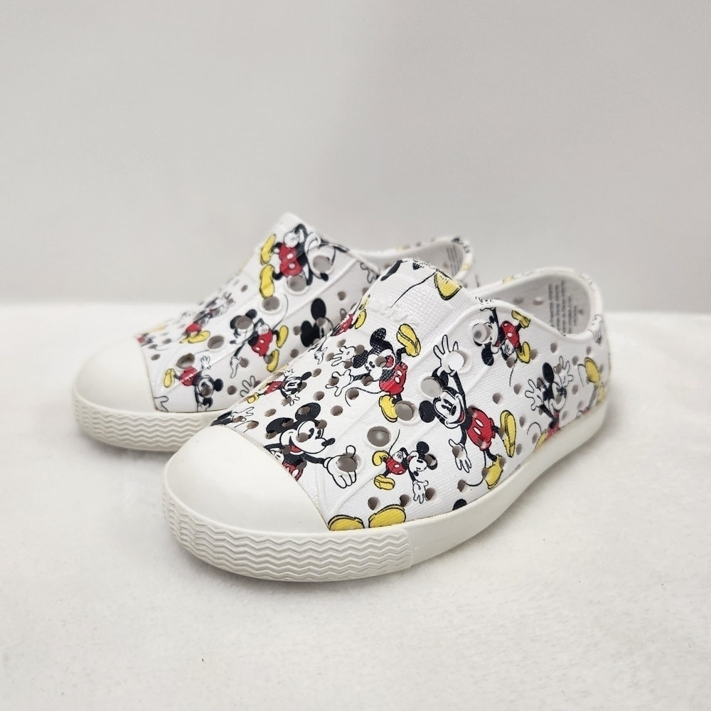 Native X Disney Jefferson White Mickey Mouse Slip On Shoes Childrens C5 Unisex